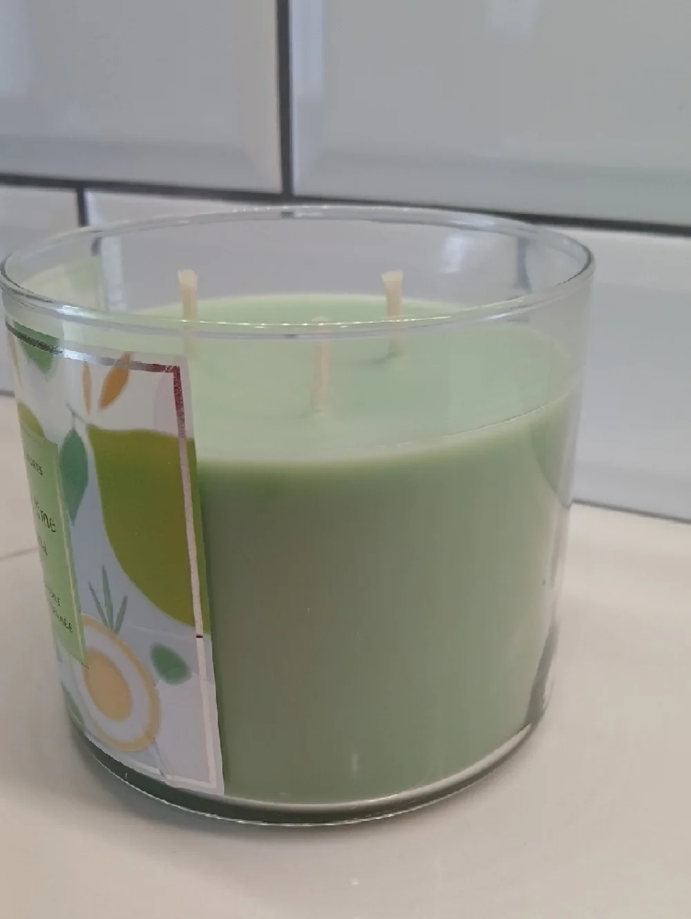 🥥🍋🟩Bath & Body Works Coconut Lime Verbena 3-Wick Candle - Picture 8 of 8